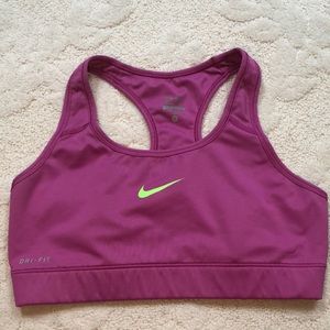 Sports bra